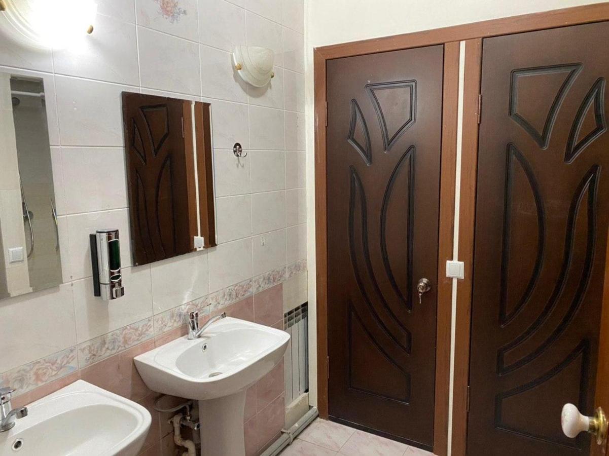 Old Inn Hostel タシュケント エクステリア 写真