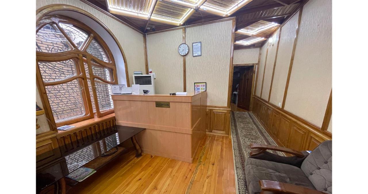 Old Inn Hostel タシュケント エクステリア 写真